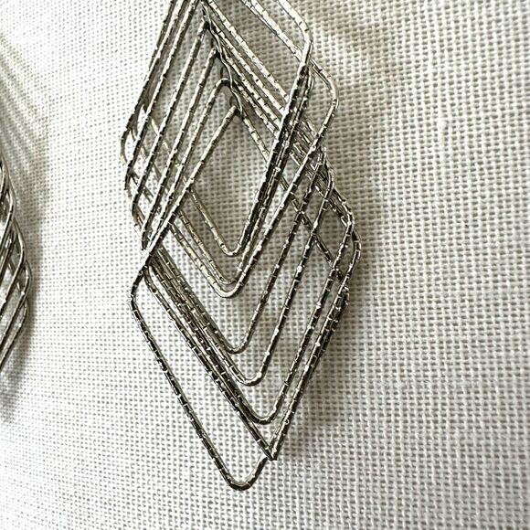 Silver tone geometric drop earrings - Picture 6 of 8